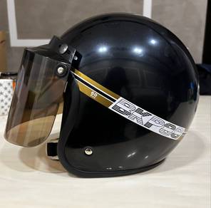 Helmet, Raincoat & Lock