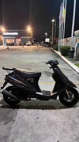 Suzuki V100