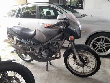 Suzuki TXR 150