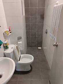 Room in Damansara Damai, SGR