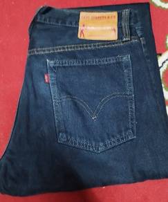 Levis Premium