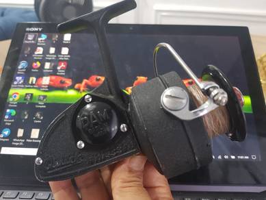 German DAM Quick Finessa Push Button Fishing Reel