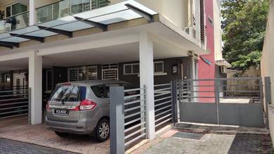 Townhouse For Rent in Petaling Jaya,SGR