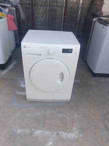 Electrolux condenser dryer pengering baju 7.0k-g