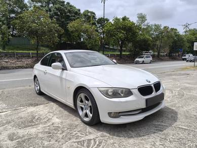 2011 BMW 320i 20i