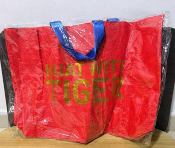 Red "Huat Wit Tiger" Tote Bag with Blue Handles