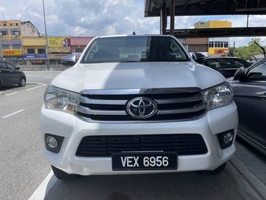 2020 Toyota Hilux G