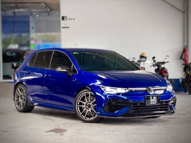 Volkswagen Golf R in Jalan Kuching, KUL
