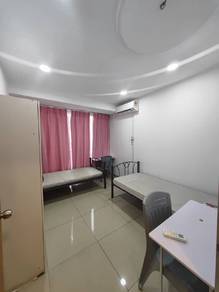 Condominium For Rent in Menara U