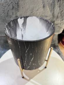 Elegant Marble Mark Vase
