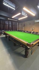 snooker table