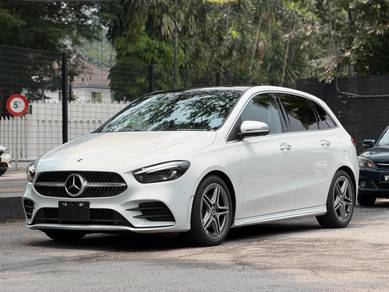 Mercedes Benz B200 200 PROGRESSIVE LINE in KLCC, KUL
