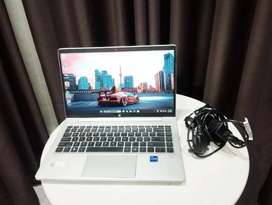 Laptop HP I7-12th gen 8gb 512gb ssd Win 11 Pro