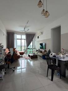 Condominium For Sale in Molek Regency