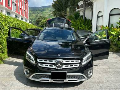 2020 Mercedes Benz GLA220 220