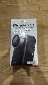 Action Camera