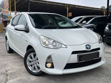 Toyota Prius c (HYBRID) in Cheras, KUL