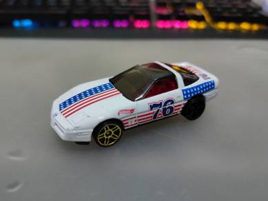 Hotwheels 84 Corvette America flag