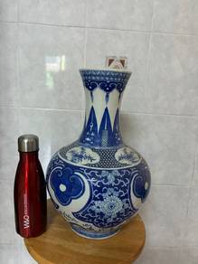 Ming ceremic case