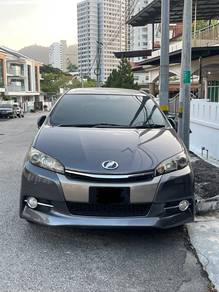 Toyota Wish X in Bayan Baru, PNG