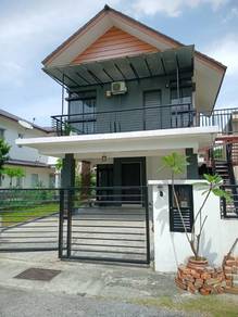 Semi-Detached House For Rent in Saujana Utama,SGR
