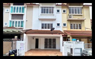 2.5-storey Terraced House For Sale in Ampang,SGR