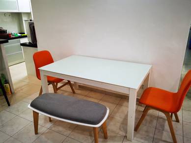 Condominium For Rent in Springfield