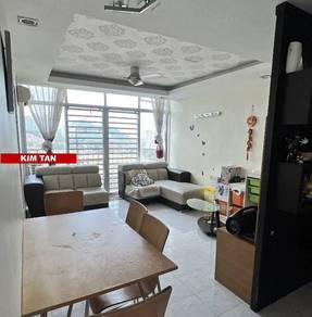 Apartment For Sale in Taman Kristal