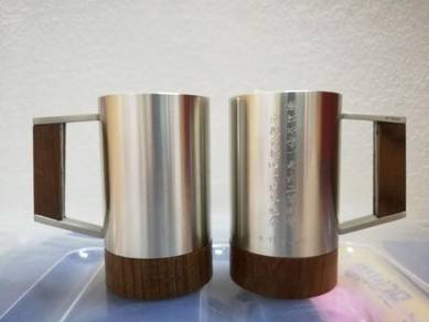 Stainless steel cup