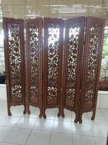 Divider Kayu Jati Ukiran 