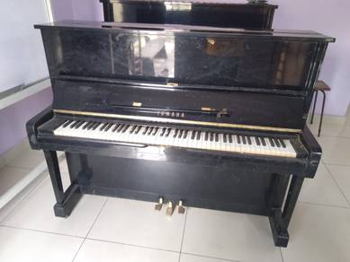 Yamaha Piano