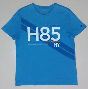 Tommy Hilfiger T shirt