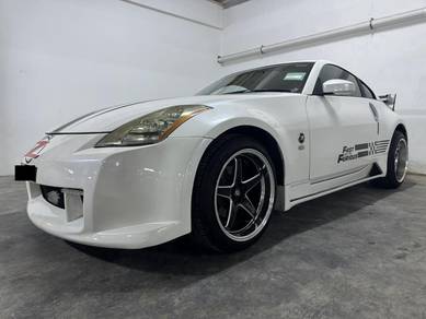 Nissan Fairlady Z 350Z in Balakong, SGR