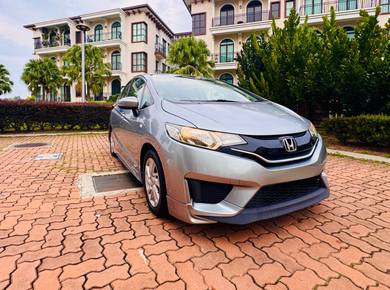 Honda Jazz E in Puchong, SGR