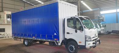 Hino xzc710 curtain sider 21.5fit 2023 local