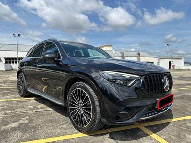 Mercedes Benz GLC300 300 4MATIC AMG LINE in Puchong, KUL