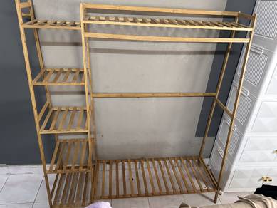 Rak gantung kayu