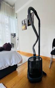 Vacuum Cleaner ( new condition )
