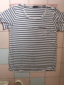 UsedLightlyExcellentConditionStripedStretchableTop