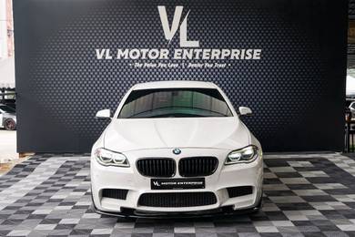 BMW 520i 20i M SPORT in Desa Petaling, KUL