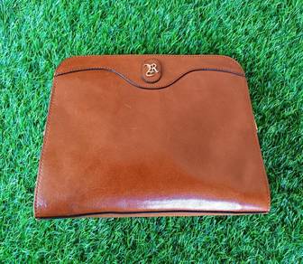 Leather clutch bag