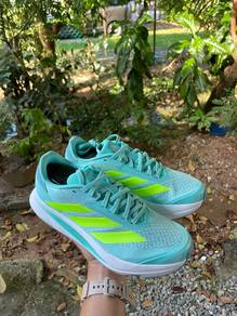 kasut running adidas