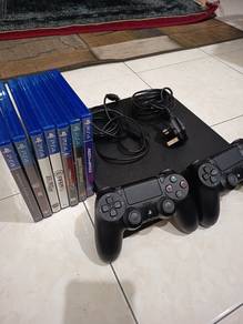 PlayStation 4 (USED) for sell !!!