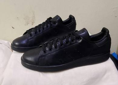 Adidas (8.5uk)