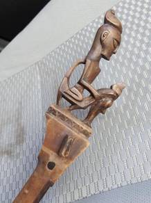 (B333) Traditional Hasapi Native Music Instrument