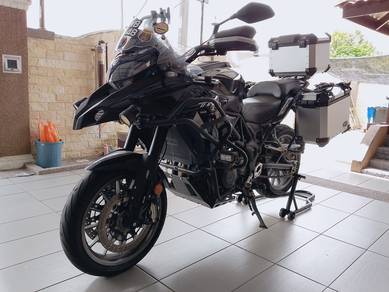 Benelli TRK 502 LE