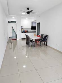 Condominium For Rent in Metropol