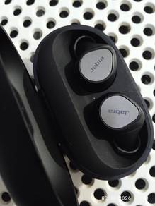 Jabra Elite 7 Pro, wireless earbuds:  Design & Fit