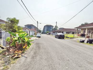 Bungalow House For Sale in Seri Kembangan,SGR