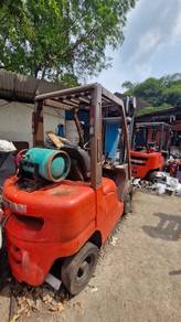 Nissan 2.5 Ton Forklift High Mast 8.8m– Good Cond